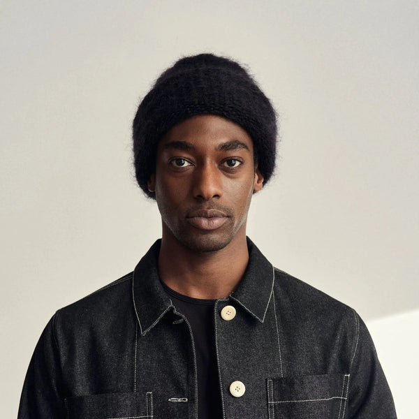 BONNET EN MOHAIR CLOUD – Noir  — par Heirloom