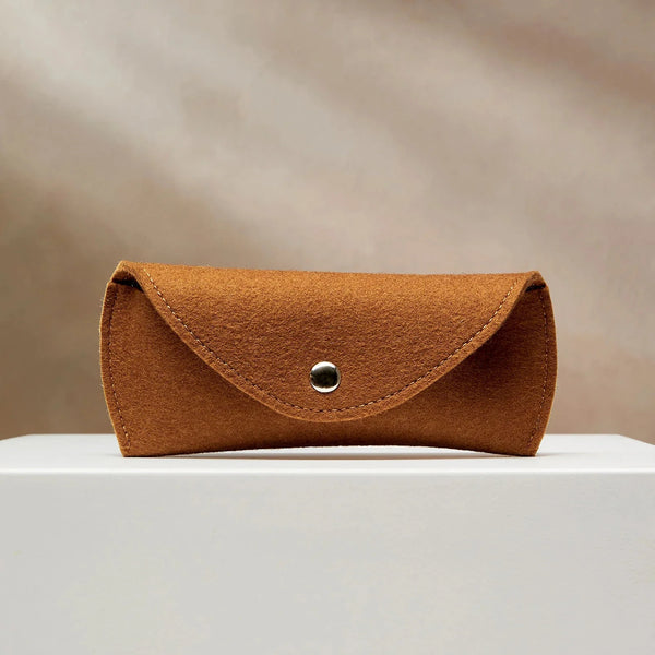 JAZZ GLASSES CASE - Camel — by Gonthier Atelier