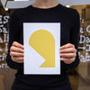 FOLDED SHAPES #03 JAUNE, impression fer à dorer, 15 x 21 cm – par Julie Safirstein