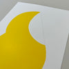 FOLDED SHAPES #02 JAUNE, impression fer à dorer, 15 x 21 cm – par Julie Safirstein