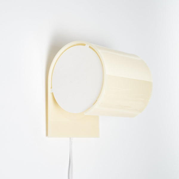 GLO-UP, SCONCE (installation permanente) - Applique murale (Multiples Couleurs) — par Douglas Ball