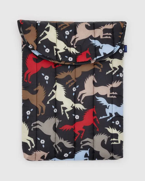 PUFFY LAPTOP SLEEVE “HORSE CUT-OUTS“ (Multiple Sizes) — by Baggu