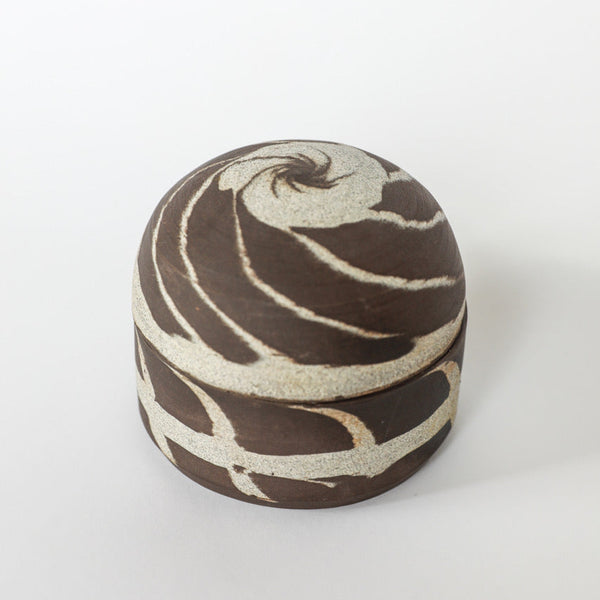 SANDSTONE BOXE DOME — by Sarah-Jeanne Riberdy