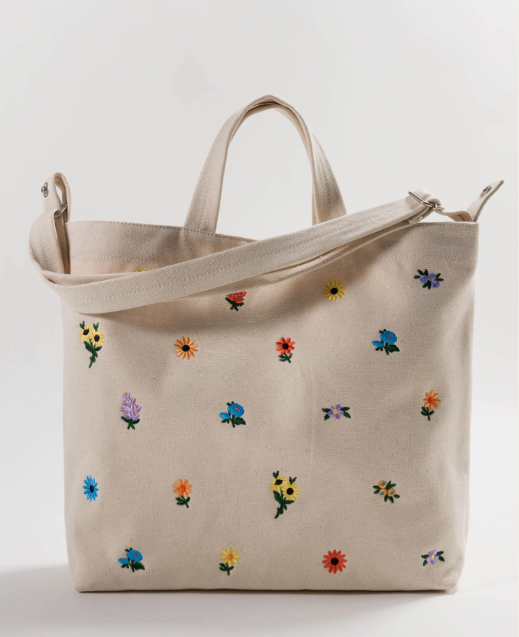 HORIZONTAL DUCK BAG EMBROIDERED DITSY FLORAL — by Baggu