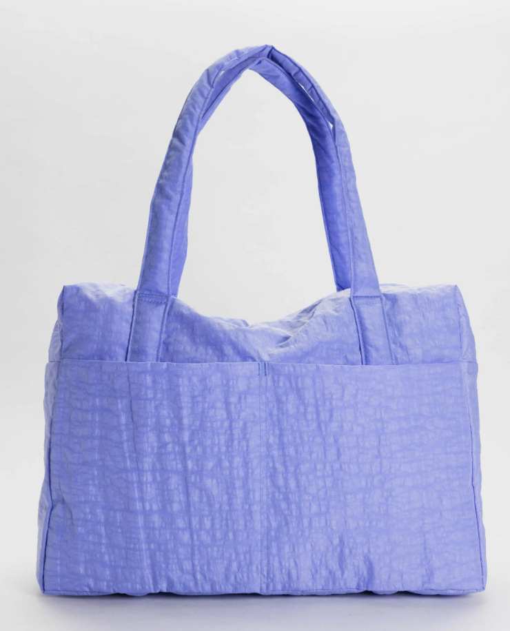 CLOUD CARRY-ON BAG « BLUEBELL » — by Baggu