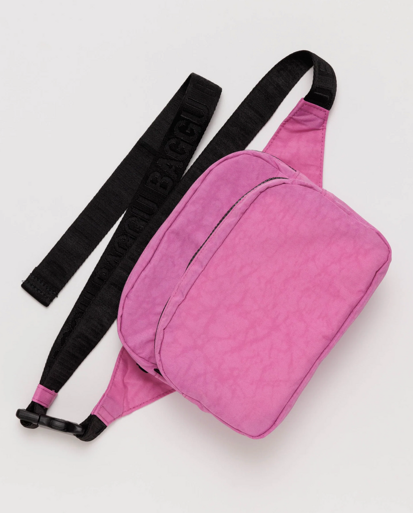 FANNY PACK EXTRA PINK — by Baggu