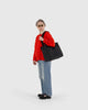 SMALL CLOUD BAG CARRY-ON (BLACK) — by Baggu