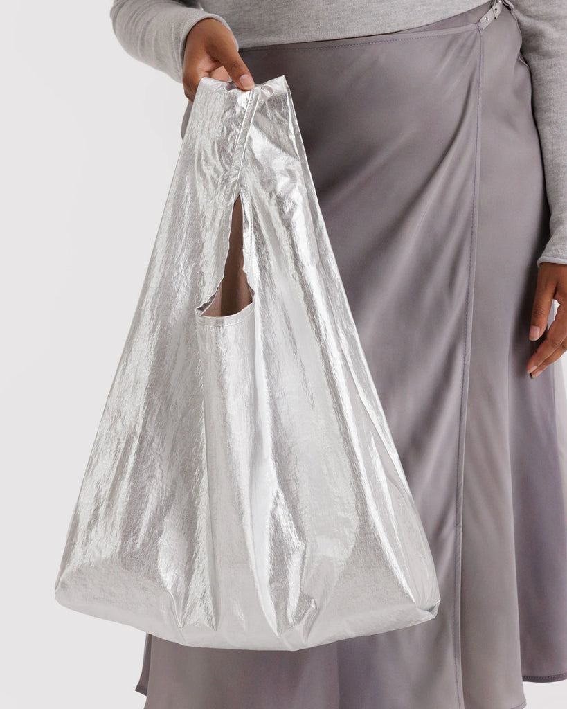 STANDARD "CHROME METALLIC" REUSABLE BAG — by Baggu