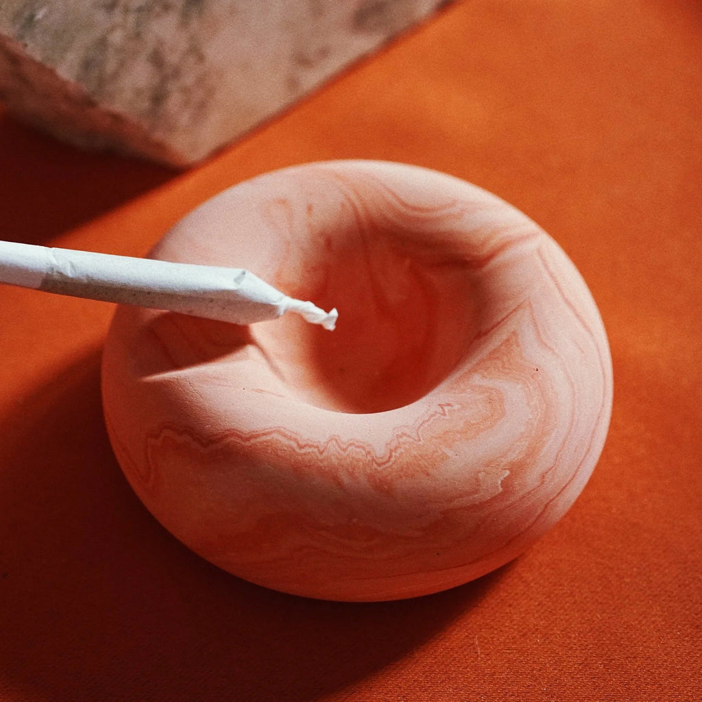 Ashtray (Multiple colors) — by Bibelot studio