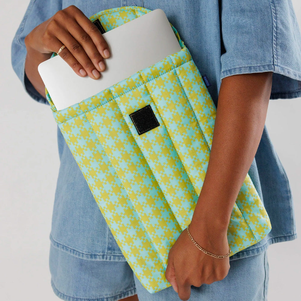 PUFFY LAPTOP SLEEVE (MULTIPLE SIZES) MINT PIXEL GINGHAM — by Baggu Paperole