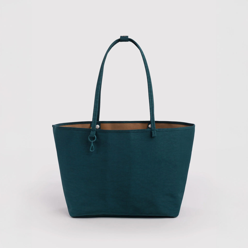LARGE NYLON REVERSIBLE TOTE (SEA MIX) — by Baggu